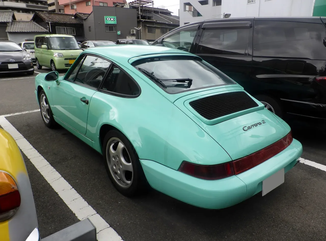 Porsche Carrera 2 Coupe, rear