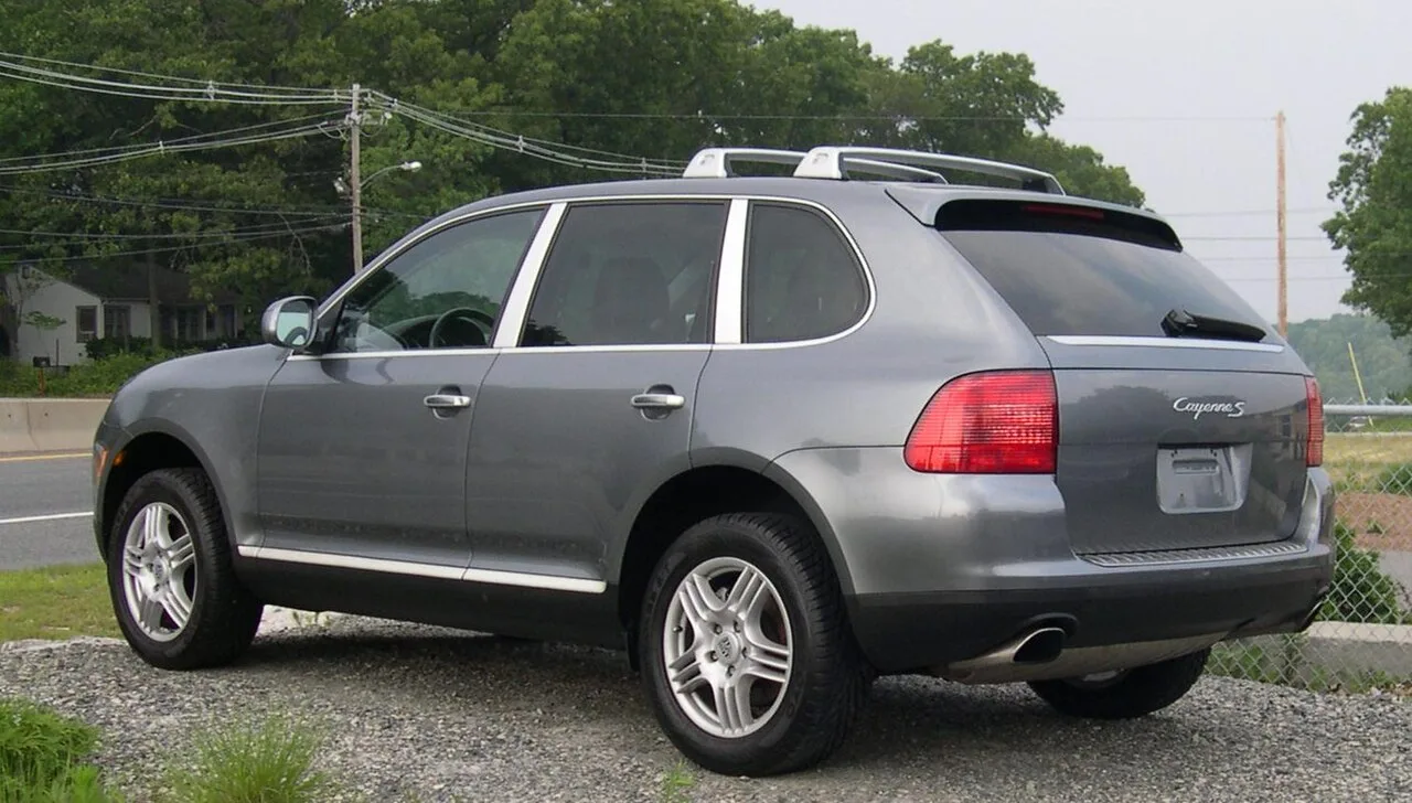 Porsche Cayenne, rear