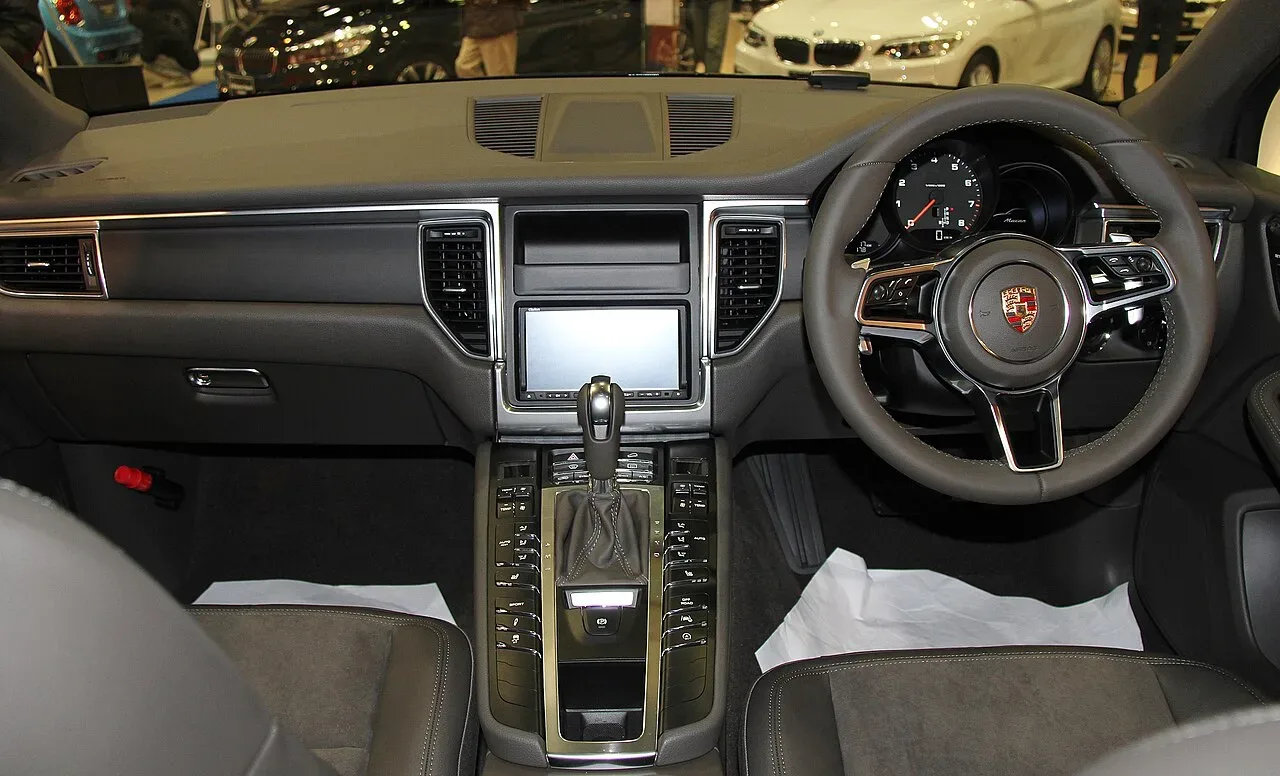 Porsche Macan, interior