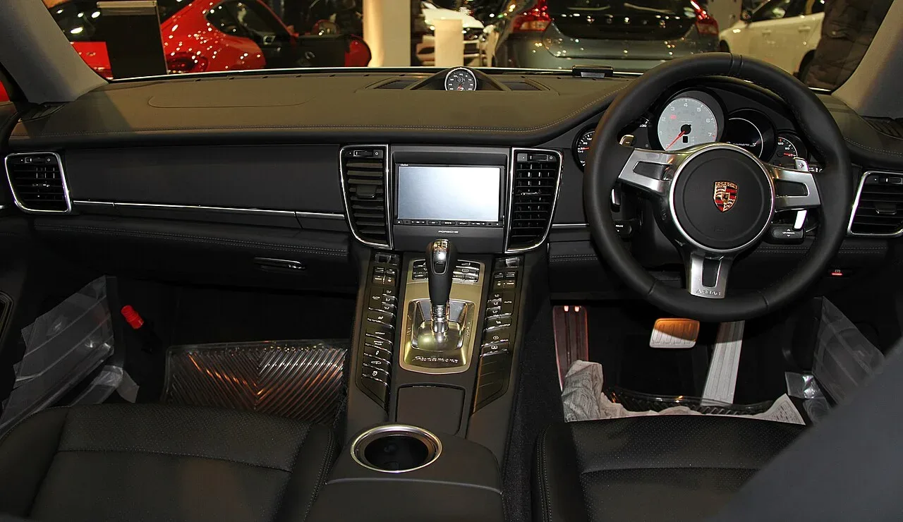 Porsche Panamera, interior