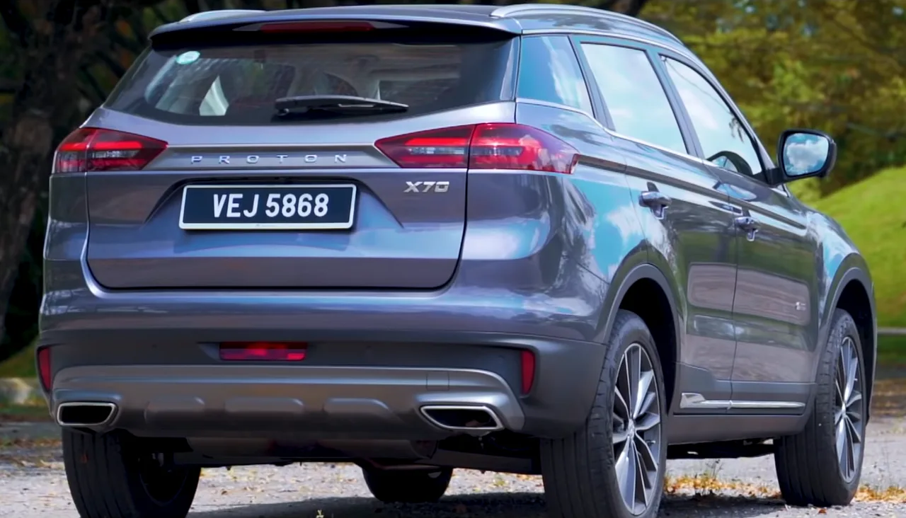 Proton X70, rear