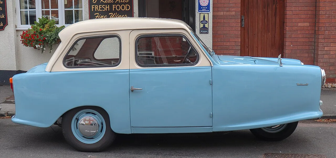 Reliant Regal Mk I–VI, side