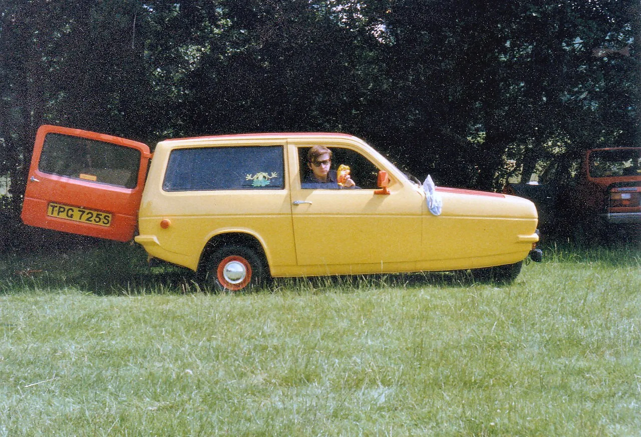Reliant Robin Mk 1, side