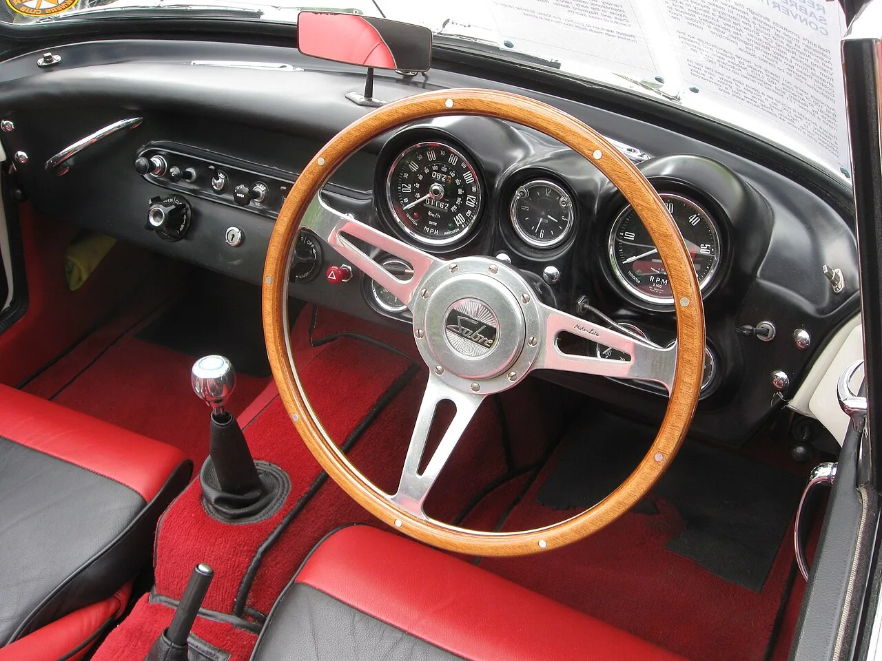 Reliant Sabre and Sabre Six, interior