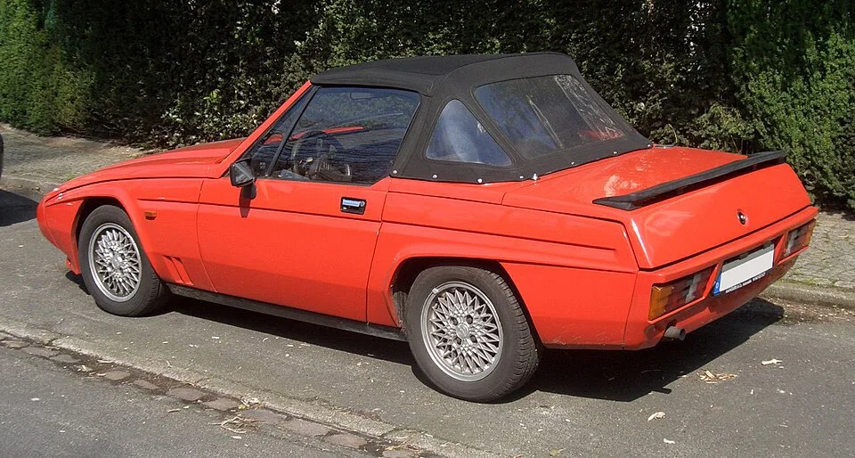 Reliant Scimitar GTE SE5 / SE5A, side
