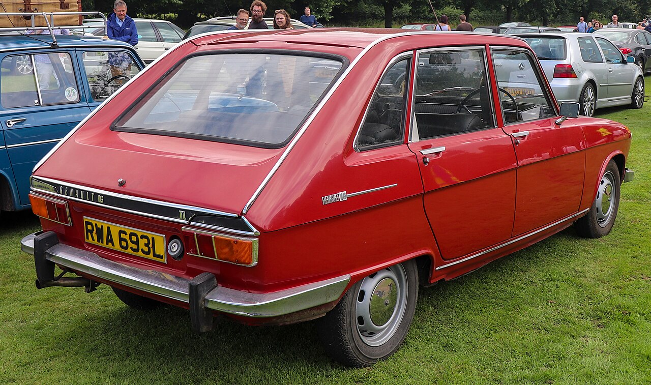 Renault 16, rear