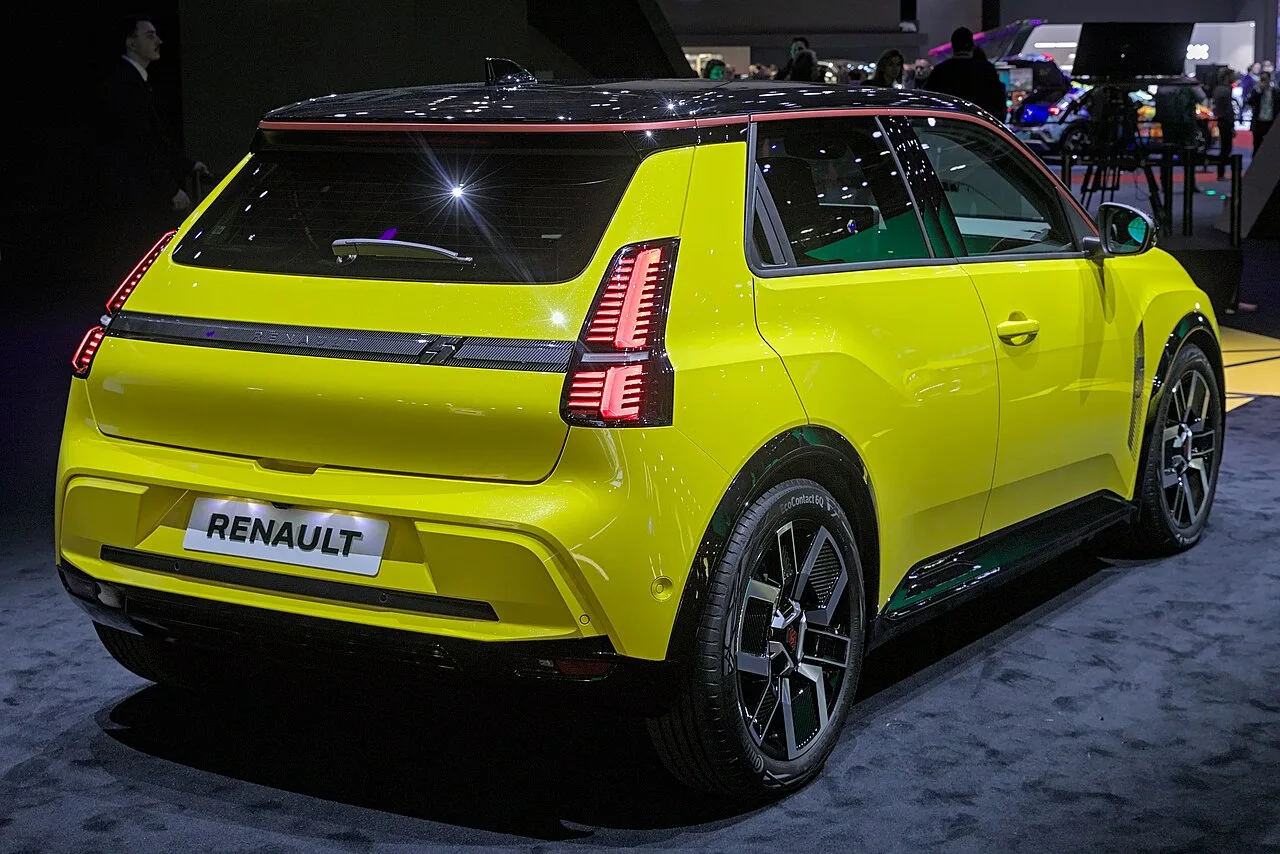 Renault 5 E-Tech Electric, rear