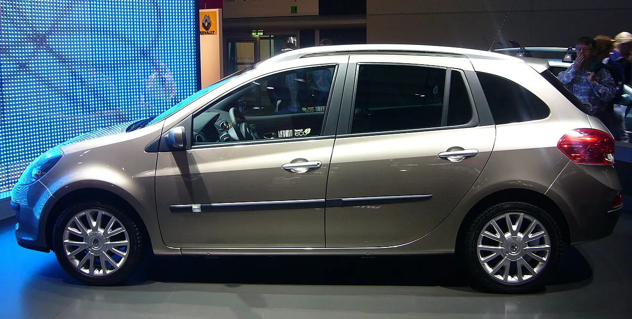 Renault Clio I, side