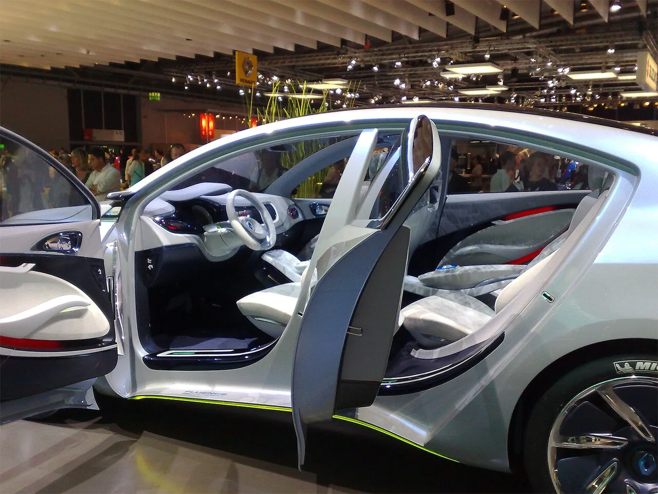 Renault Fluence, interior