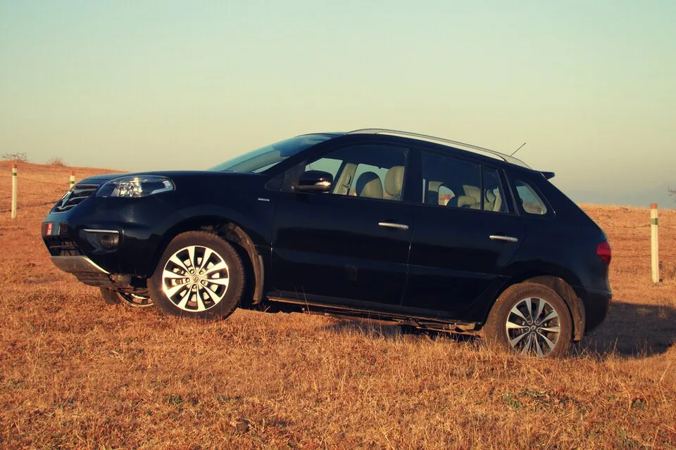 Renault Koleos AR1 / Grand Koleos, side