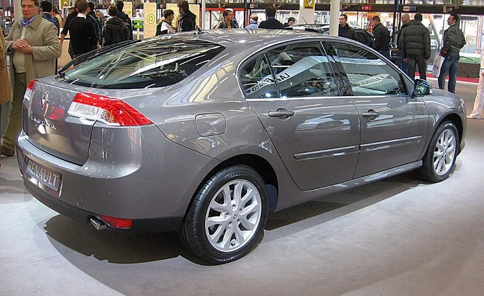 Renault Laguna III, rear