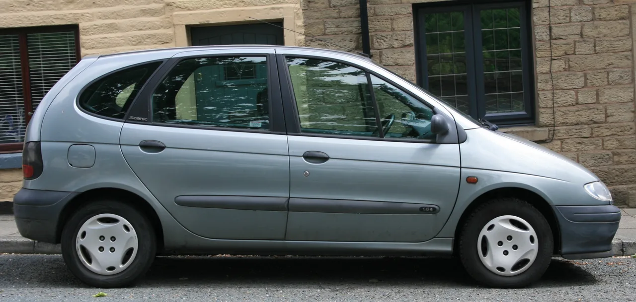Renault Mégane I, side