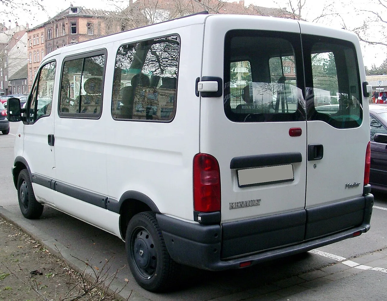 Renault Master first generation, rear