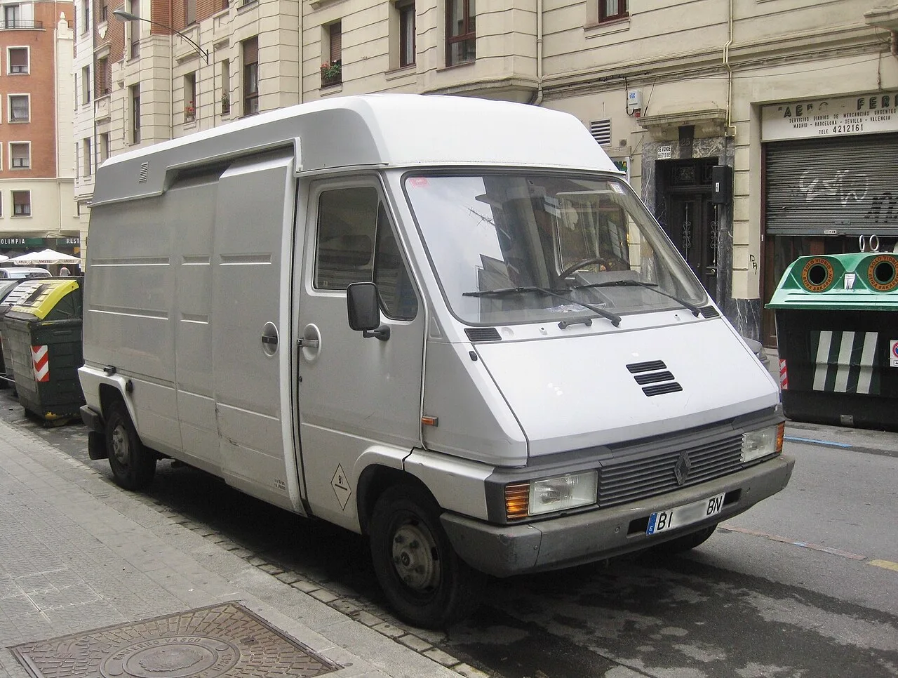 Renault Master first generation, side