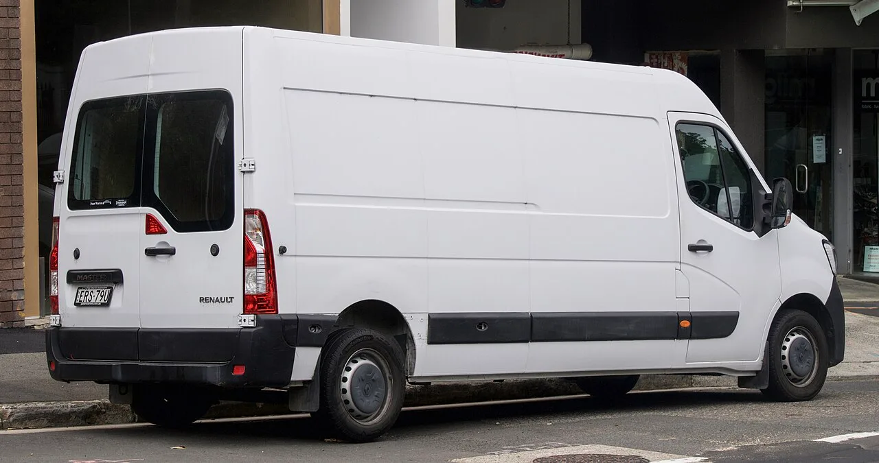 Renault Master third generation, rear