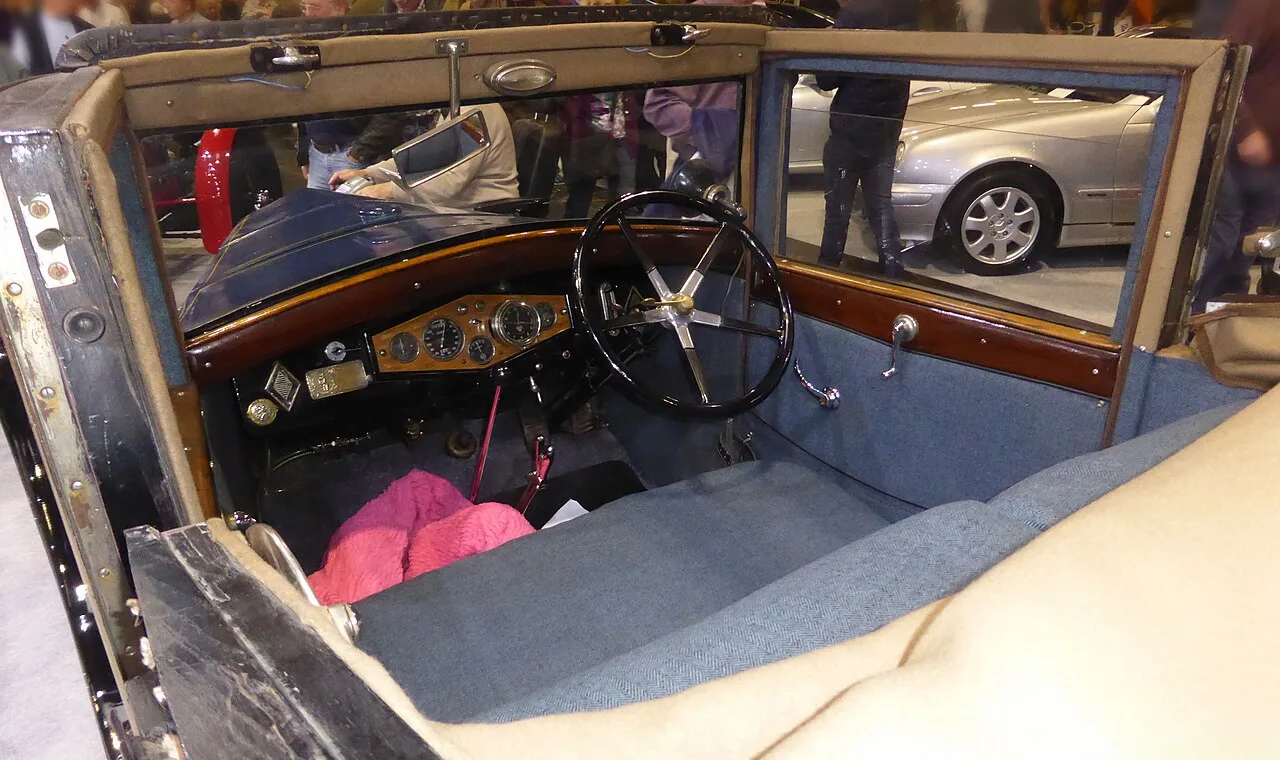 Renault Monastella, interior