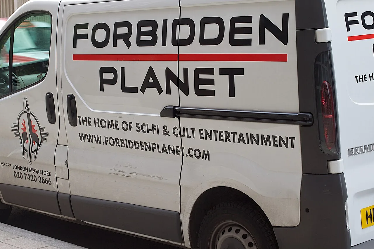Renault Trafic, side