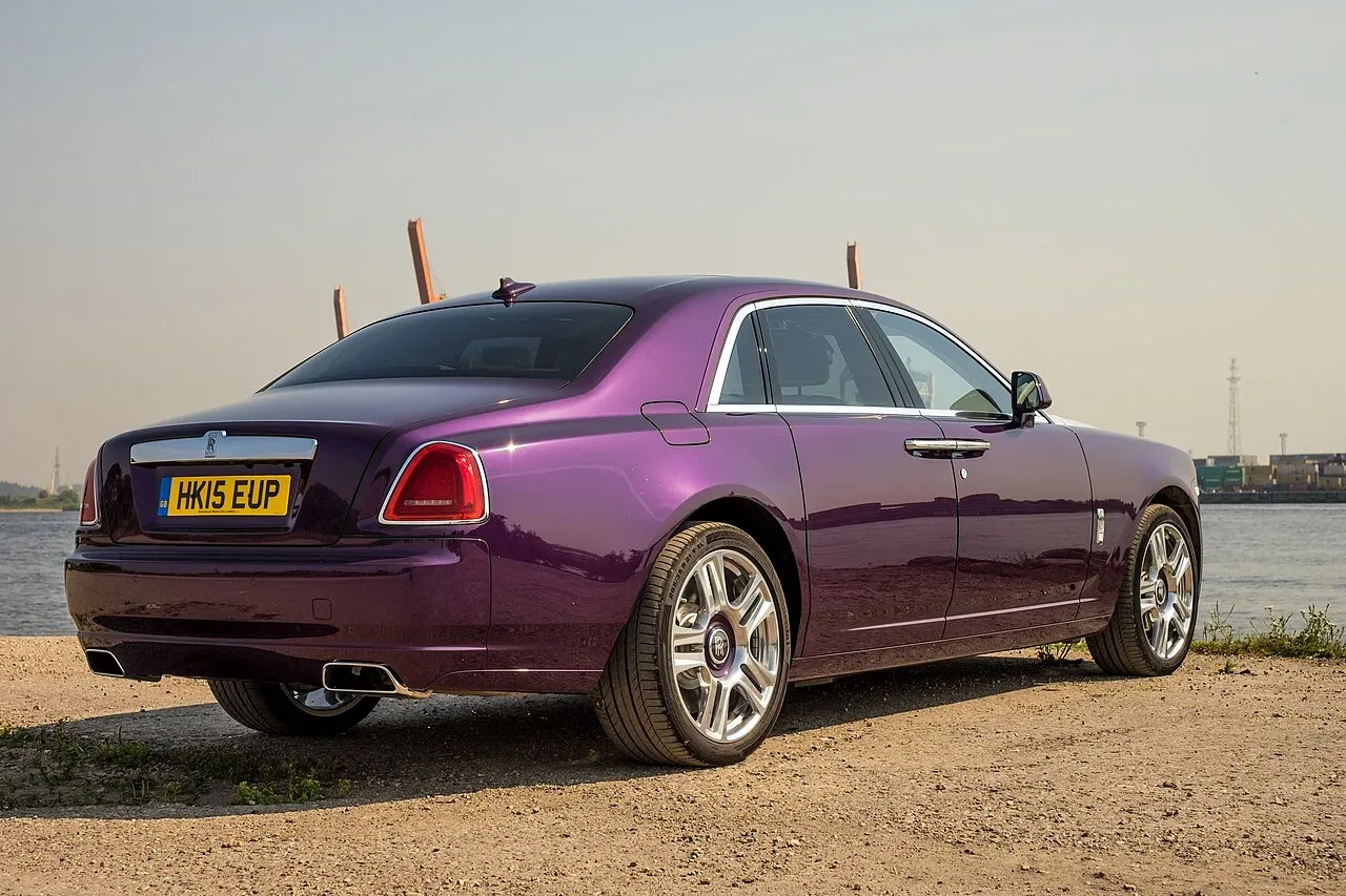 Rolls-Royce Ghost, rear