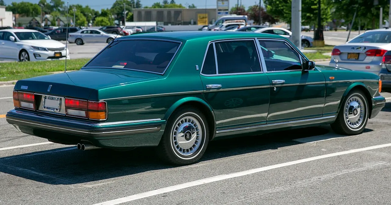 Rolls-Royce Silver Spur, rear