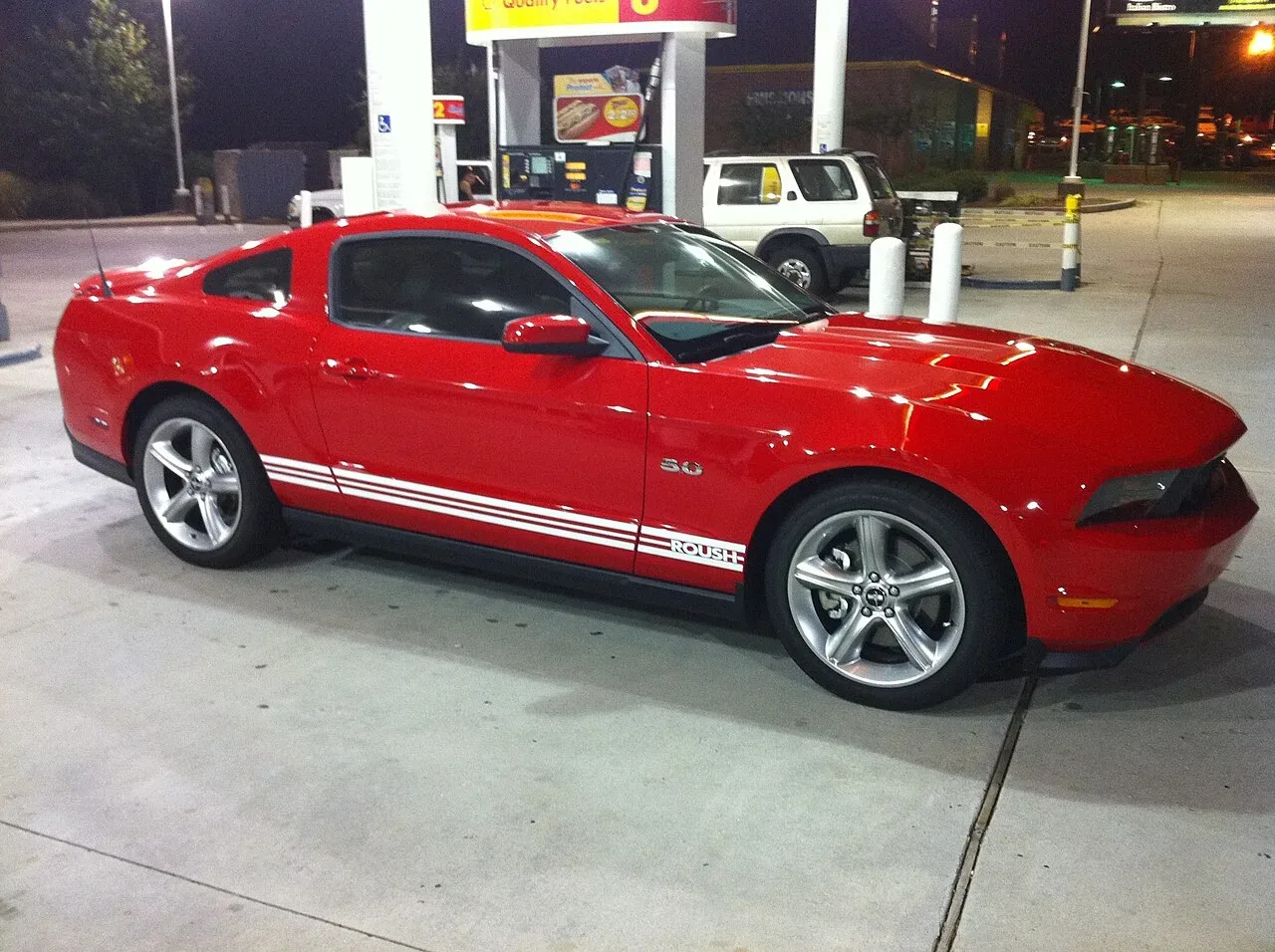 Roush Performance Mustang, side