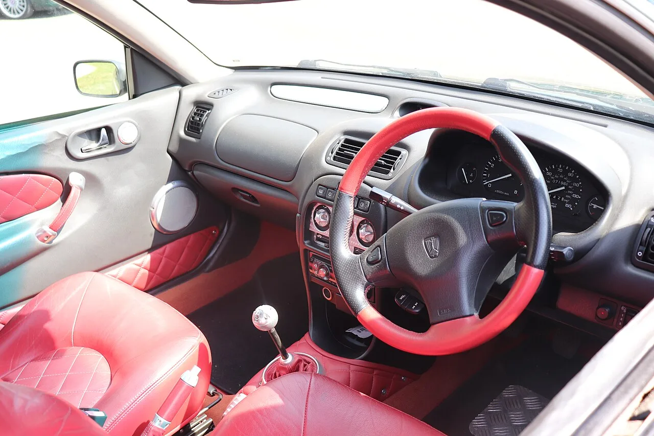Rover 200 / 25, interior