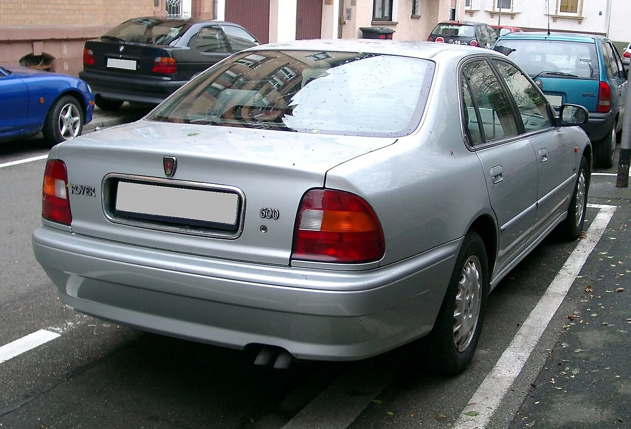 Rover 600 Series, rear