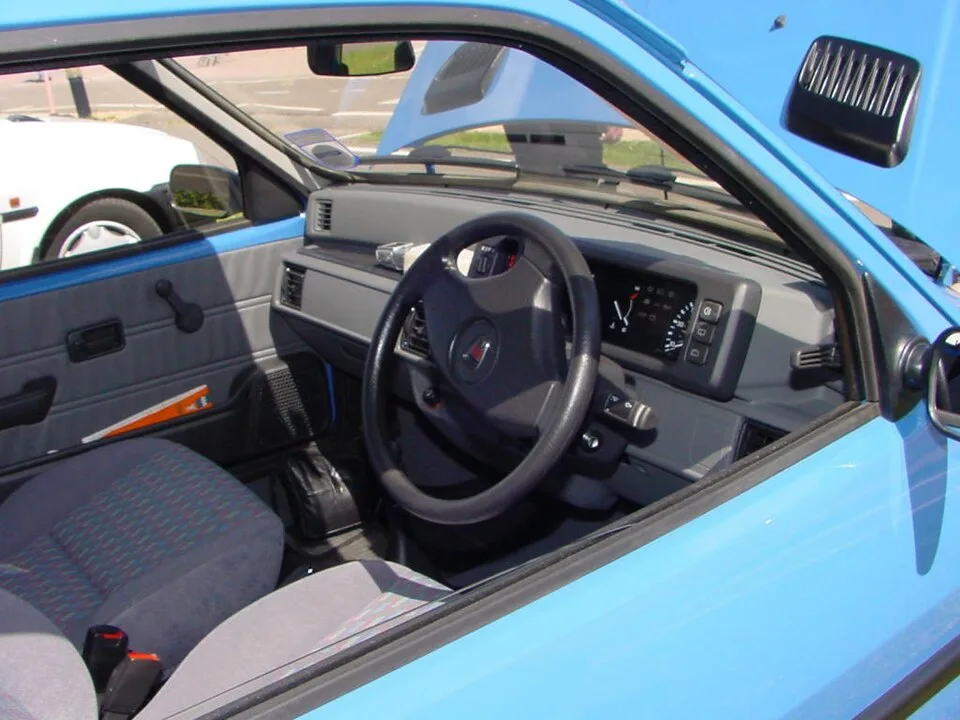 Rover Metro / Rover 100, interior