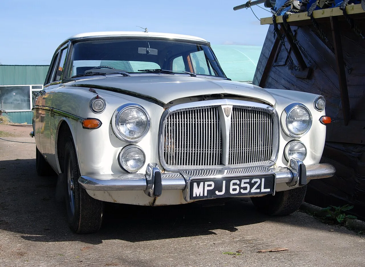 Rover P5 Mark III "3-Litre", rear