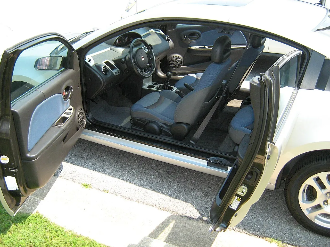 Saturn Ion, interior