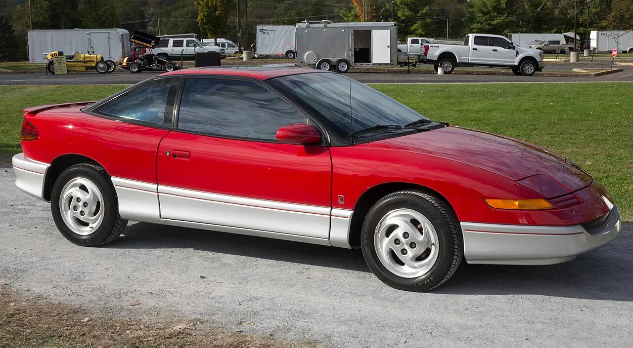 Saturn SC, side
