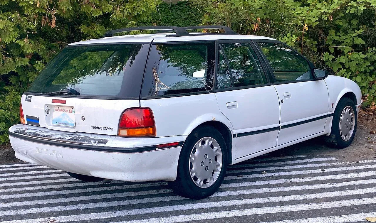 Saturn SW, rear