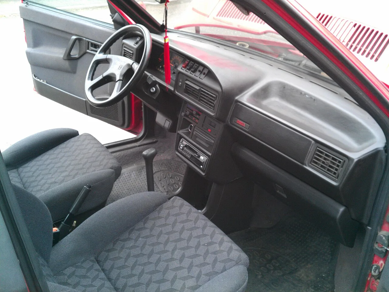 SEAT Ibiza Mk1, interior