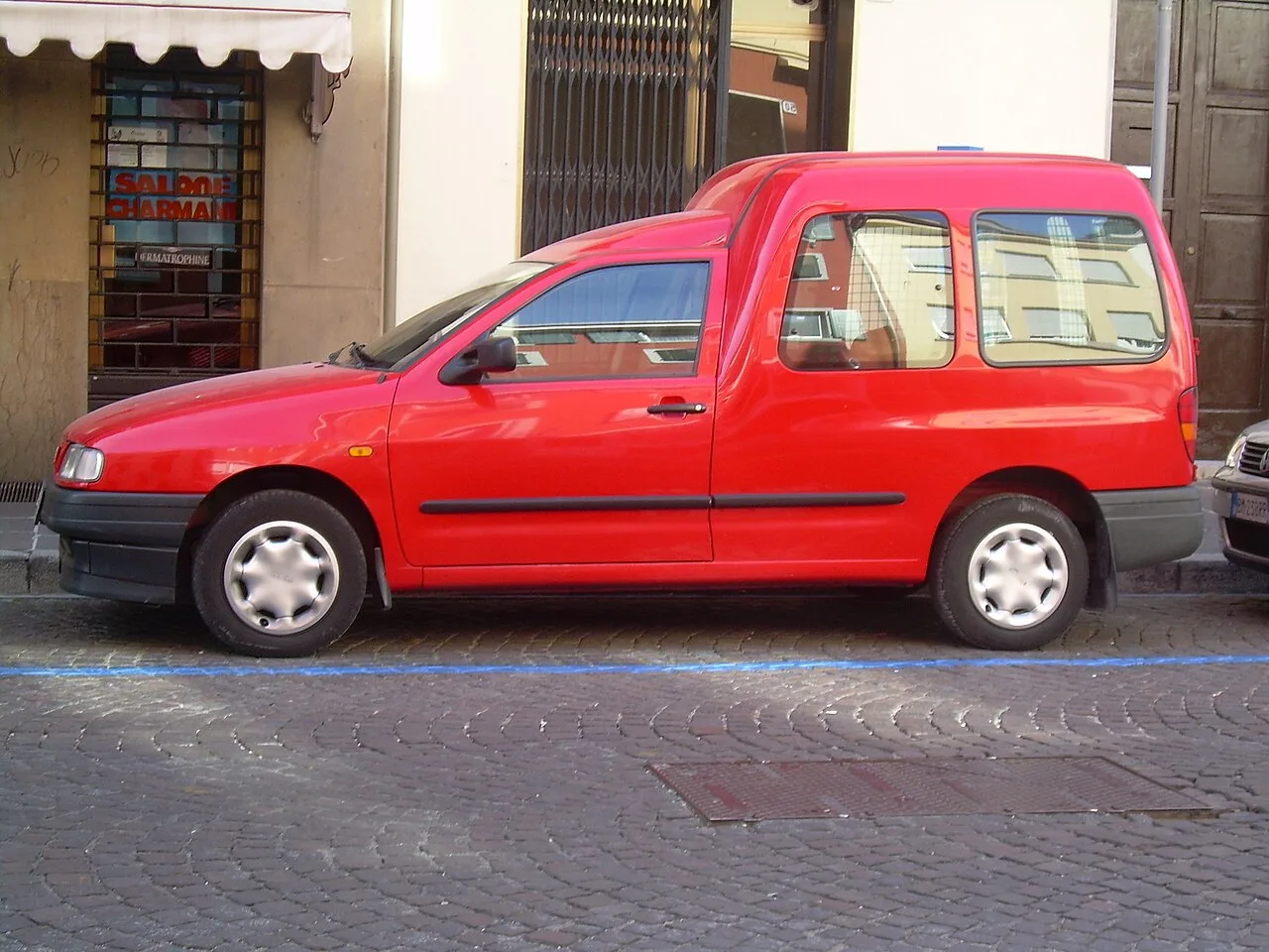 SEAT Inca 9K, side