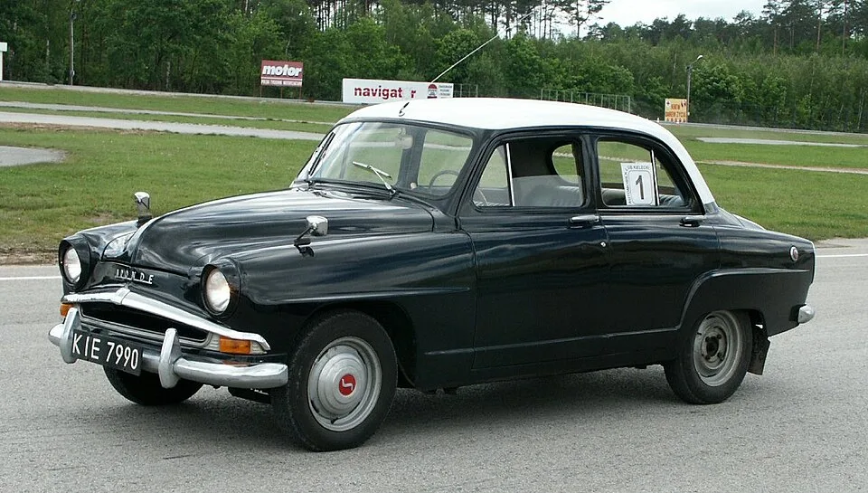 Simca Aronde, rear