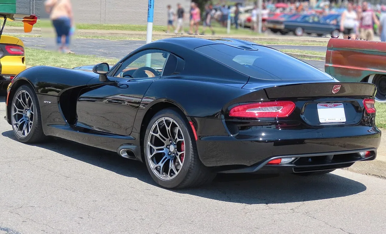 SRT Viper, rear