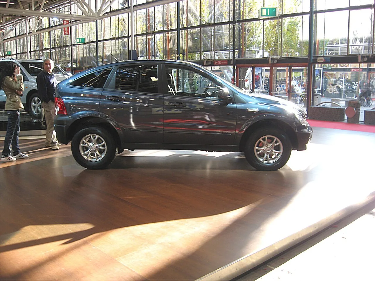 SsangYong Actyon, side