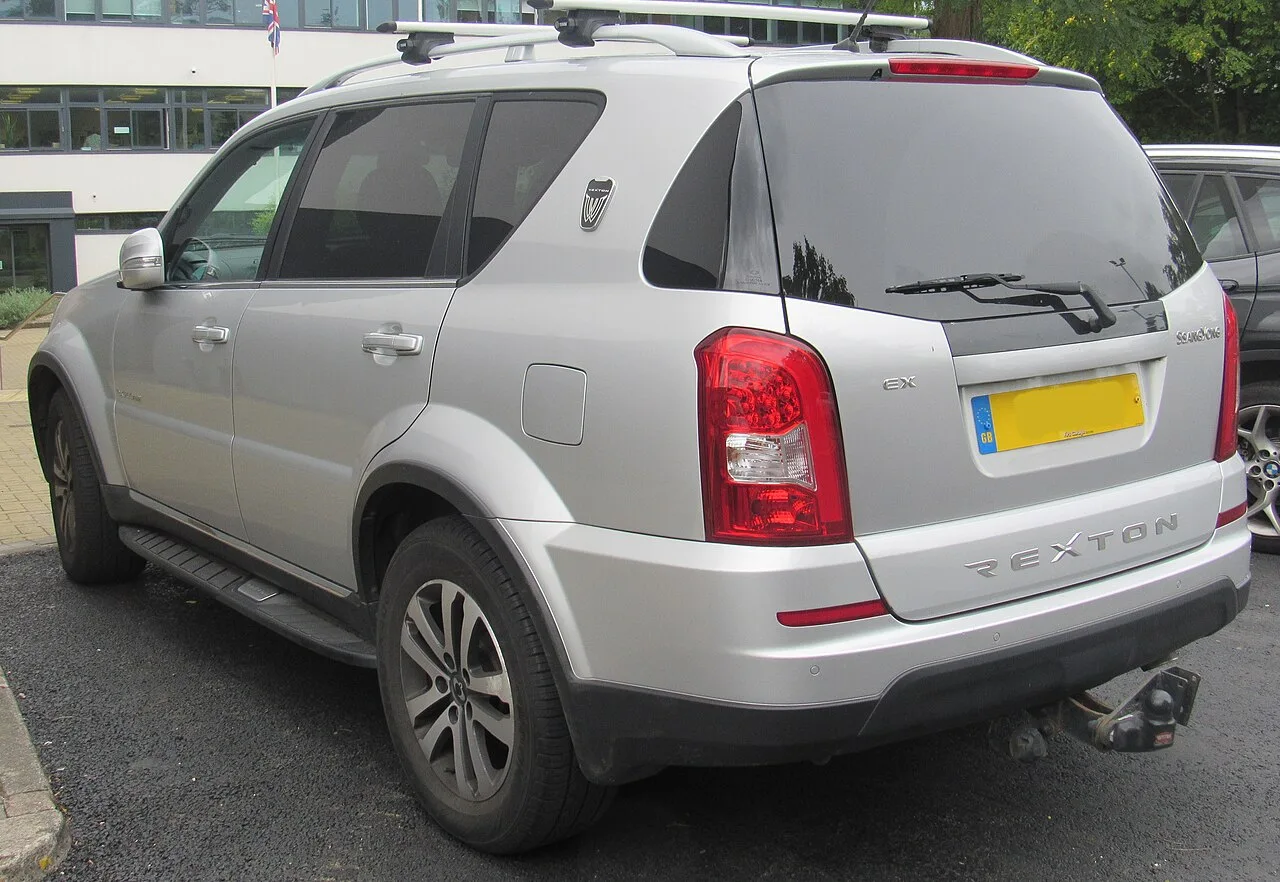 SsangYong Rexton Y200, rear