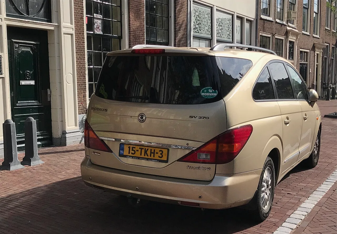 SsangYong Rodius first generation, rear