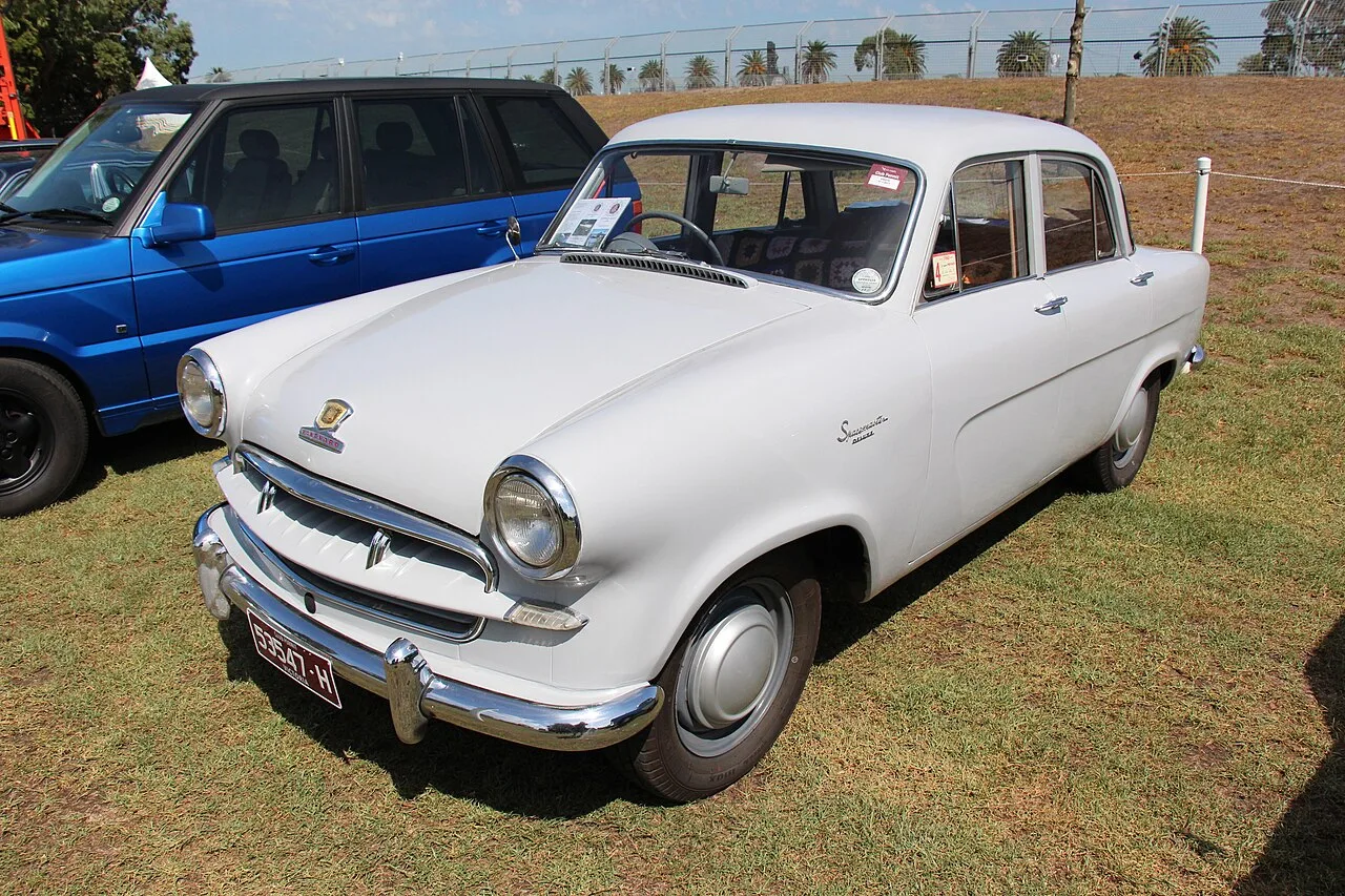Standard Vanguard Sportsman, rear