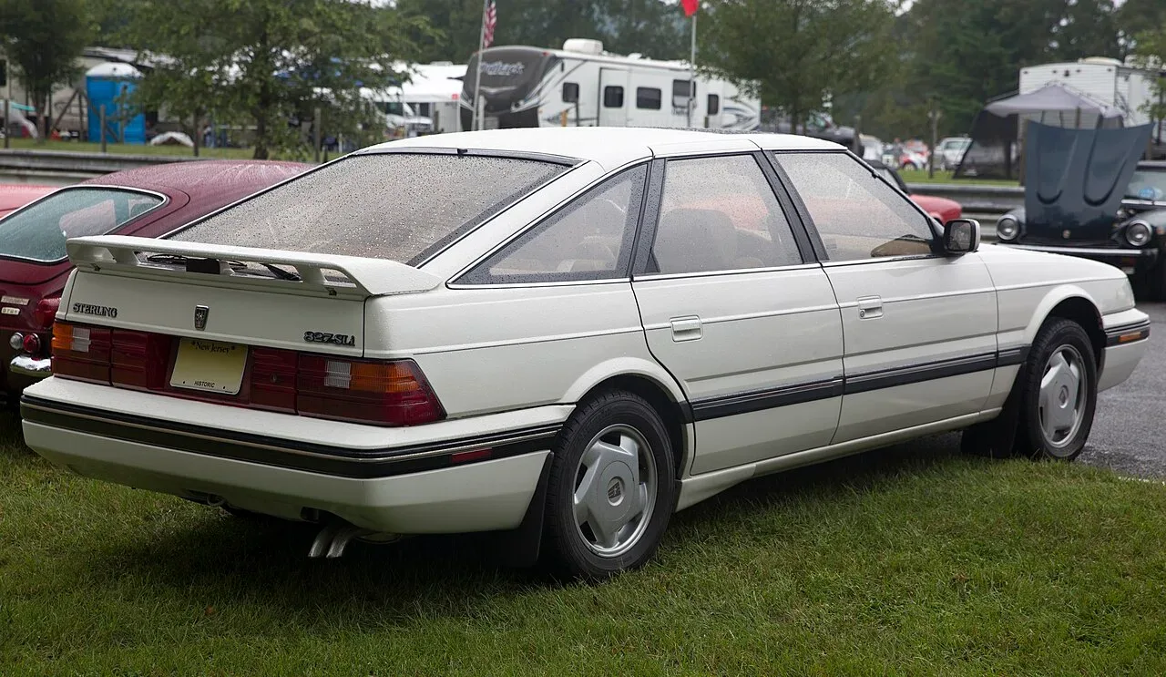 Sterling 827, rear