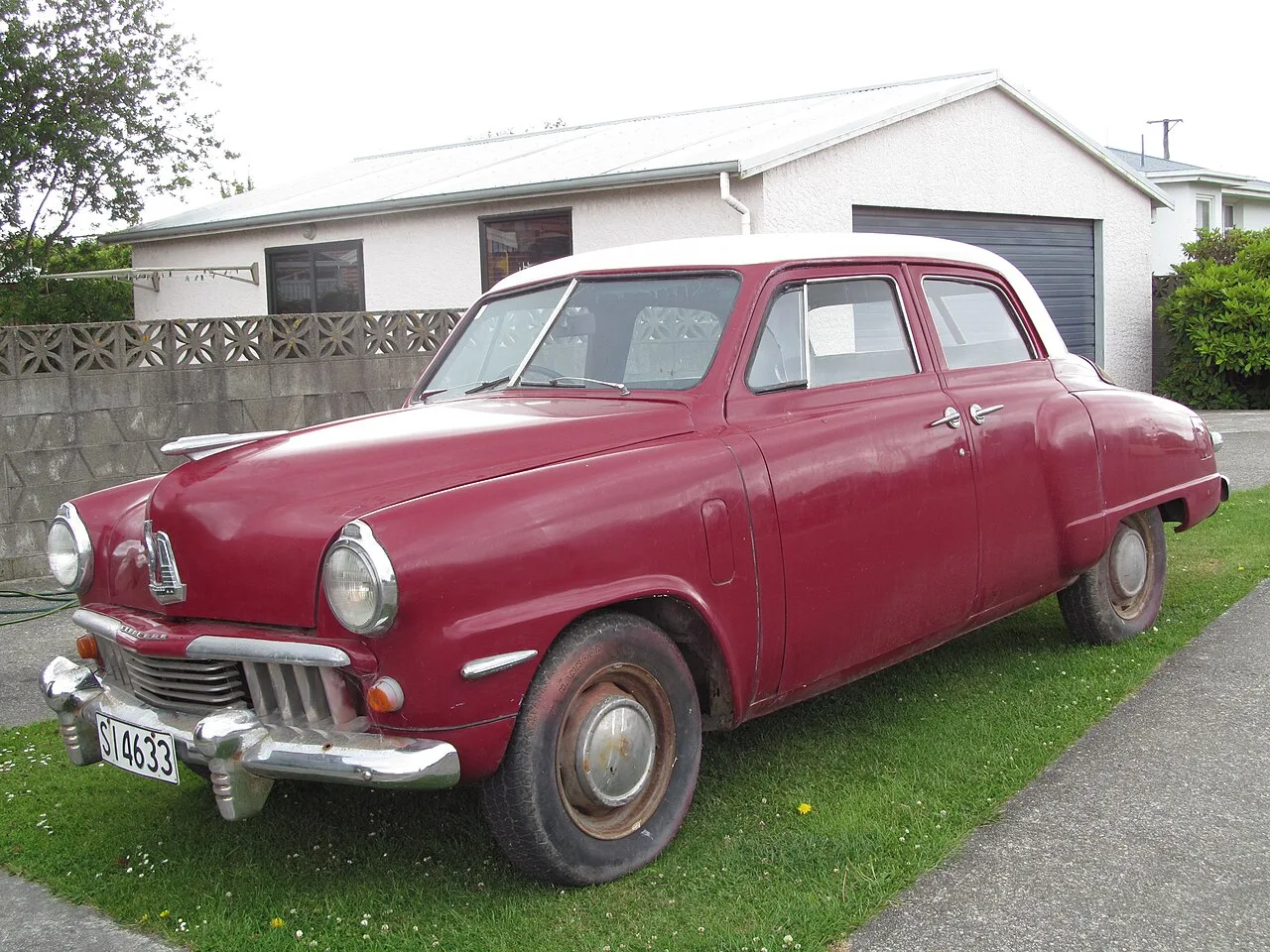 Studebaker Champion, side
