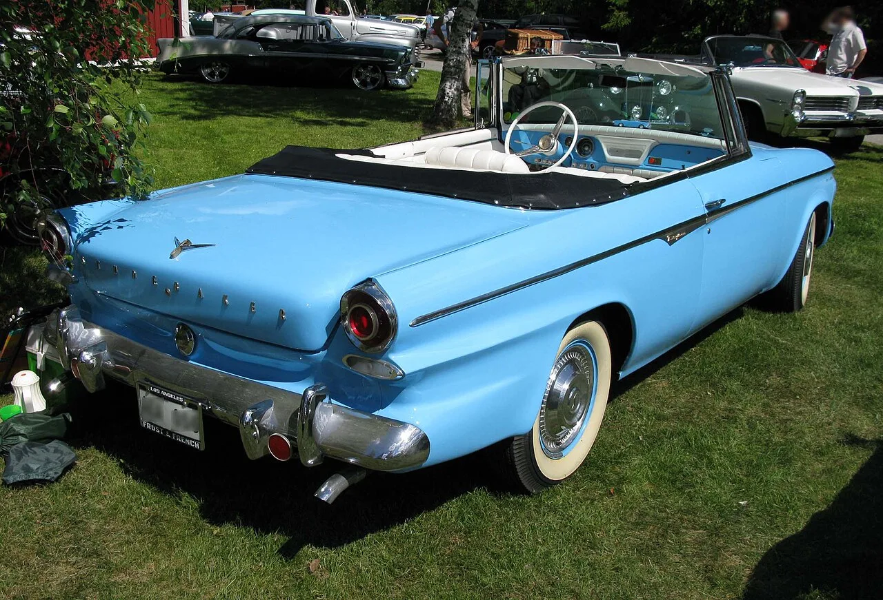 Studebaker Lark, rear