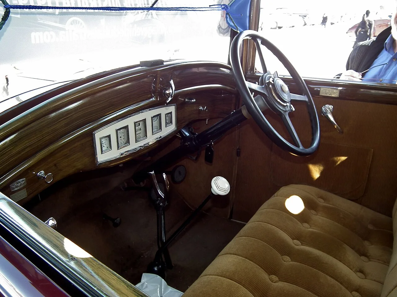 Studebaker President, interior