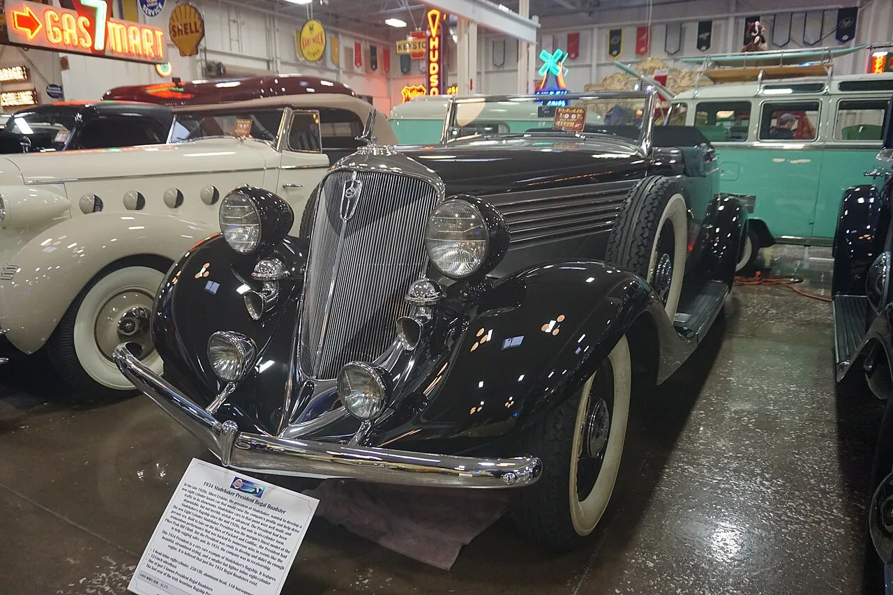 Studebaker President, rear