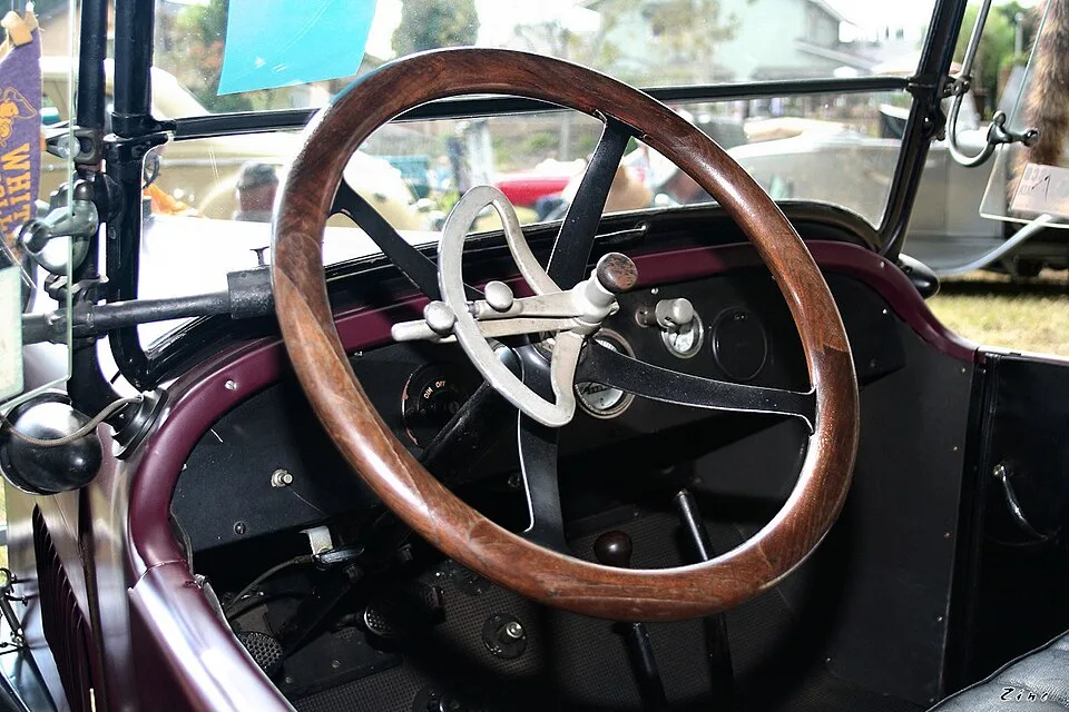 Studebaker Special Six, interior