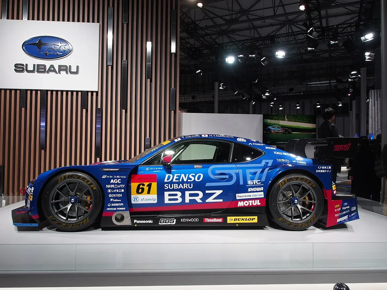 Subaru BRZ, side
