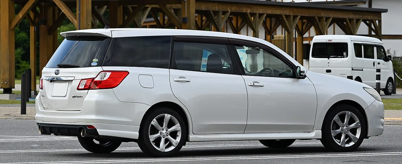Subaru Exiga YA, rear