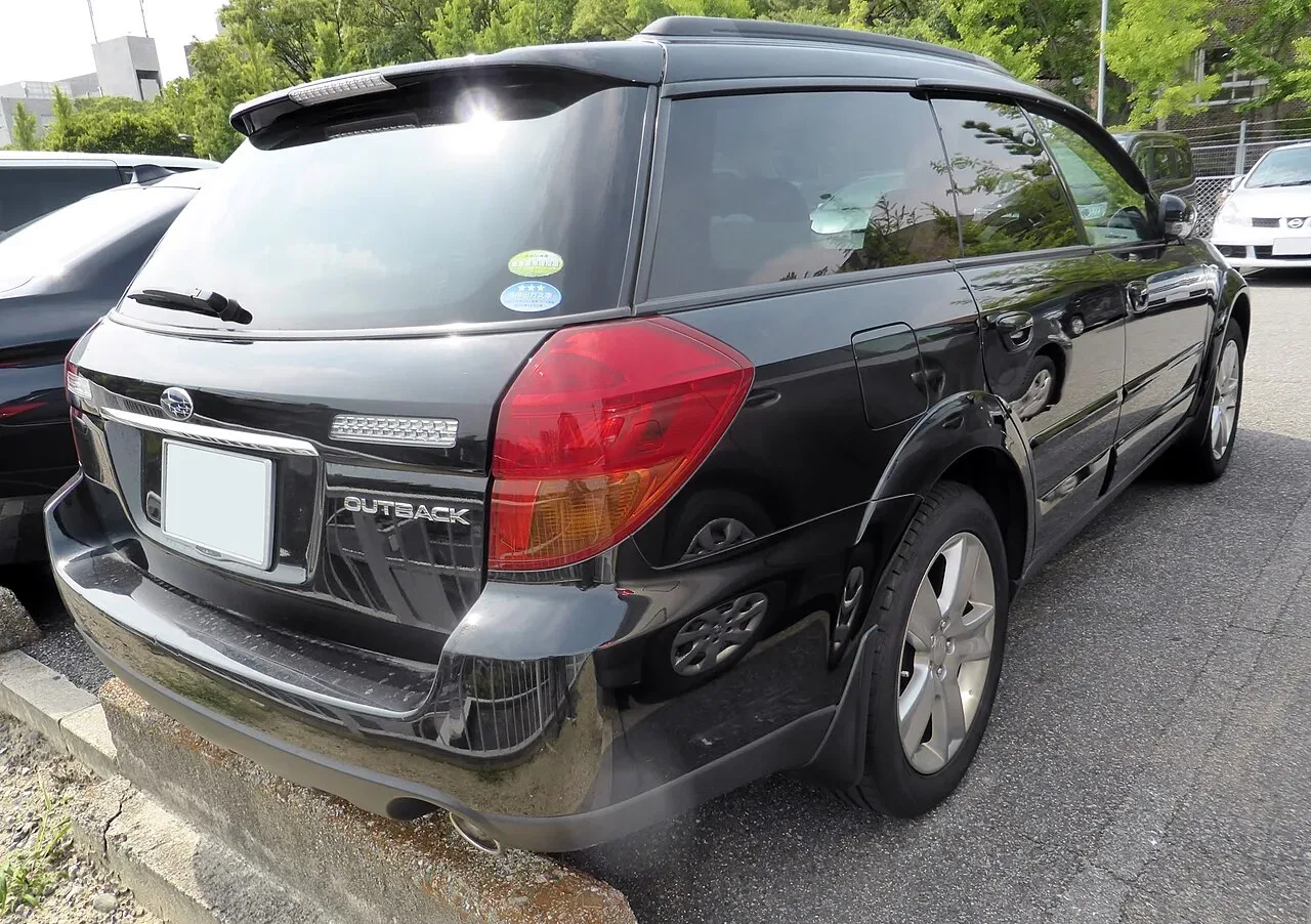 Subaru Legacy/Outback, rear