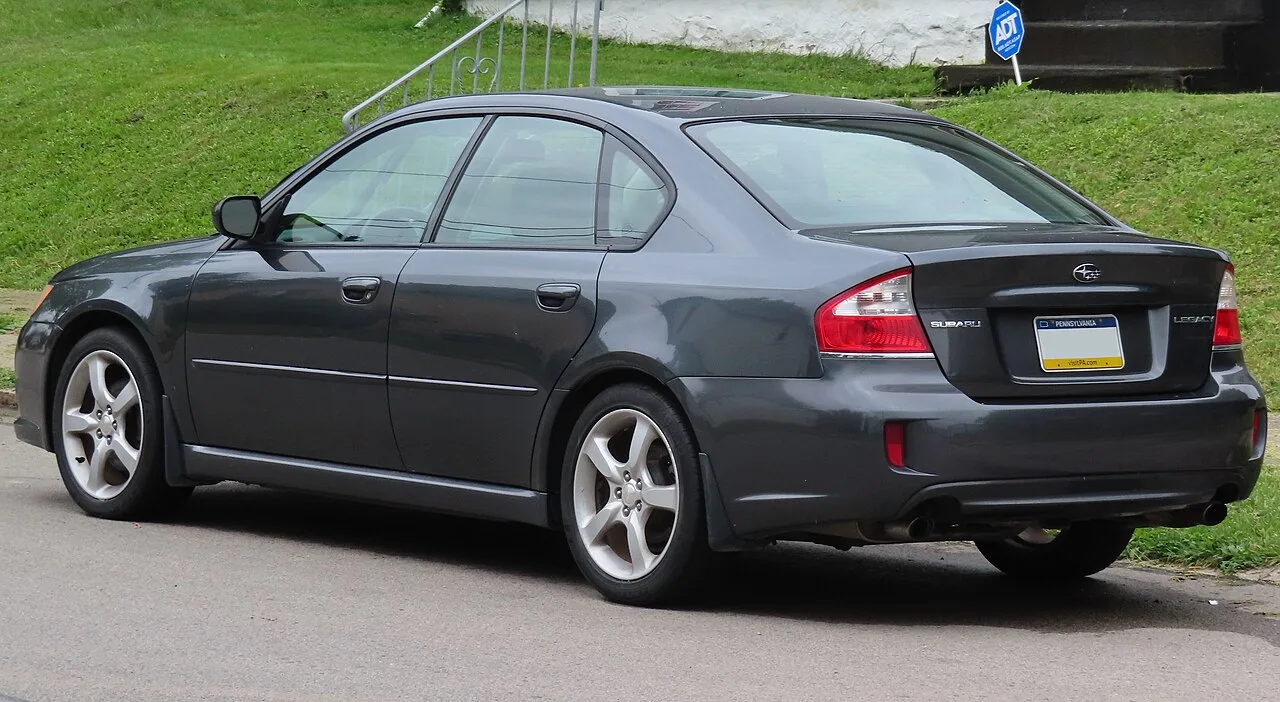 Subaru Legacy STI, rear