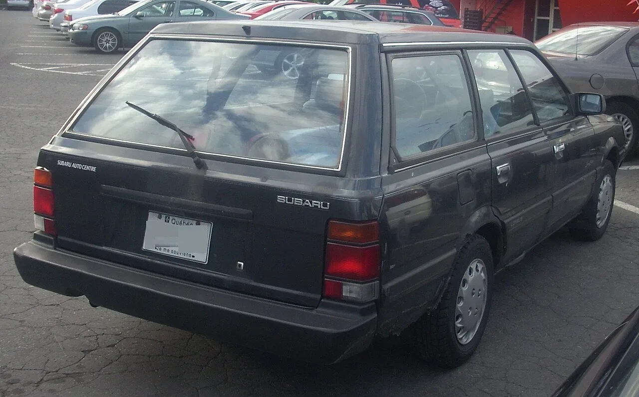 Subaru Loyale, rear